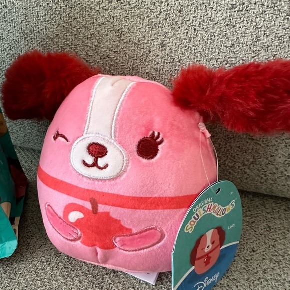 New Mystery scented 5" Lady squishmallow - Picture 2 of 8